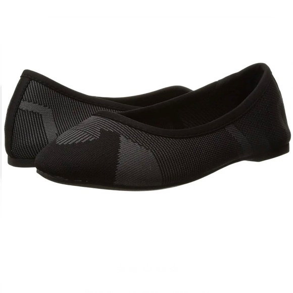 LIKE NEW SKECHERS CLEO WHAM BLACK/CHARCOAL - Picture 1 of 7